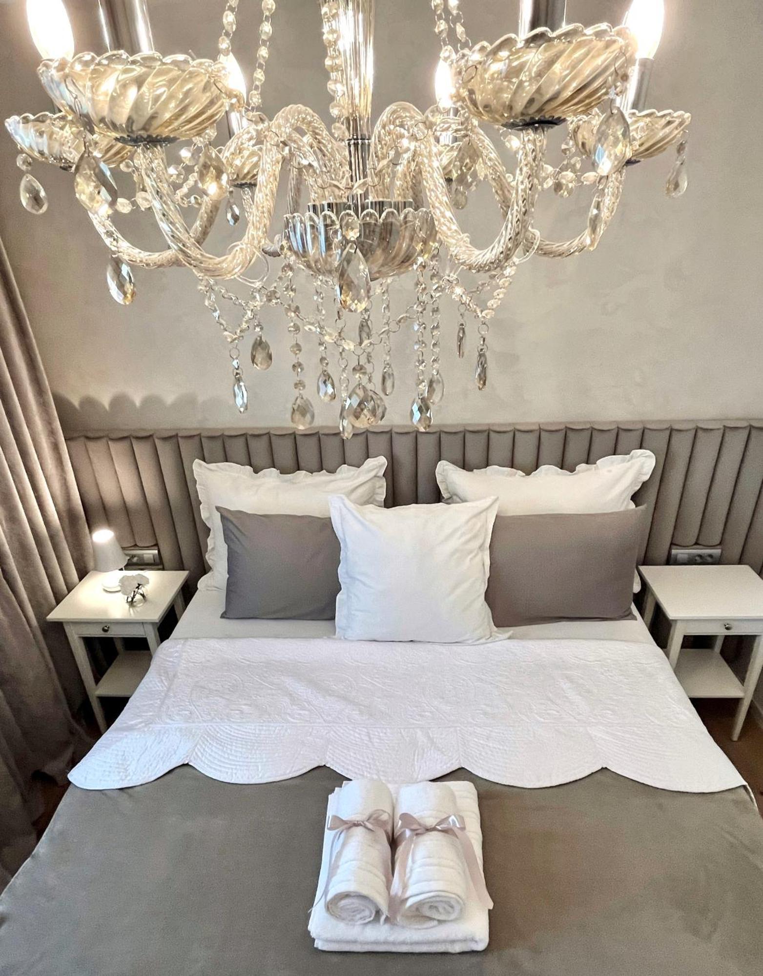 Luxury Apartment Rinos - Free Garage Parking สปลิท ภายนอก รูปภาพ