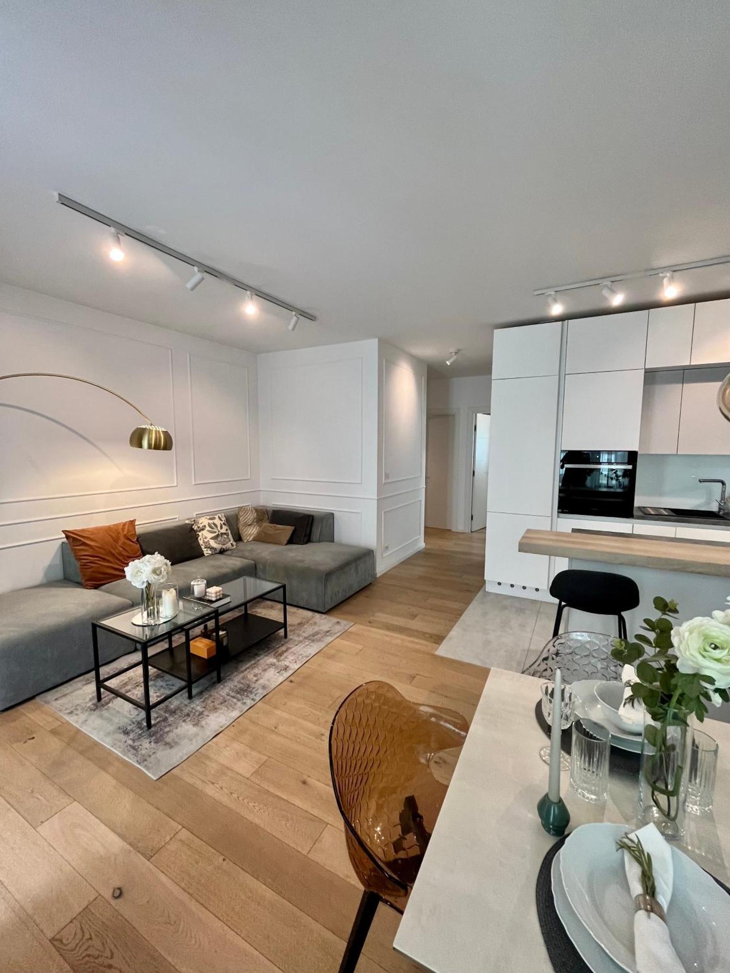 Luxury Apartment Rinos - Free Garage Parking สปลิท ภายนอก รูปภาพ